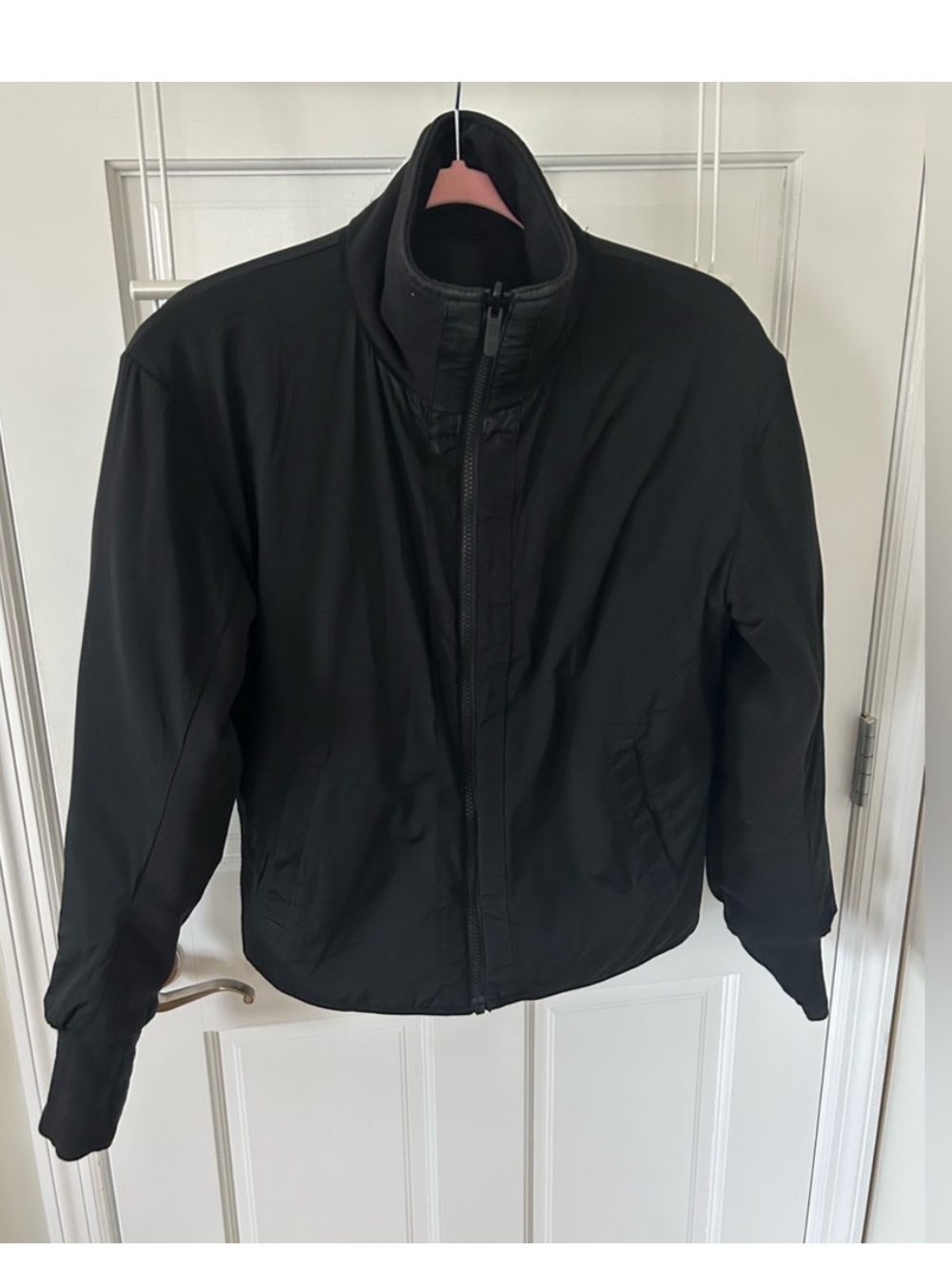 Ladies  Lululemon Reversible Bomber Black Zip-Up Jacket, Size 8